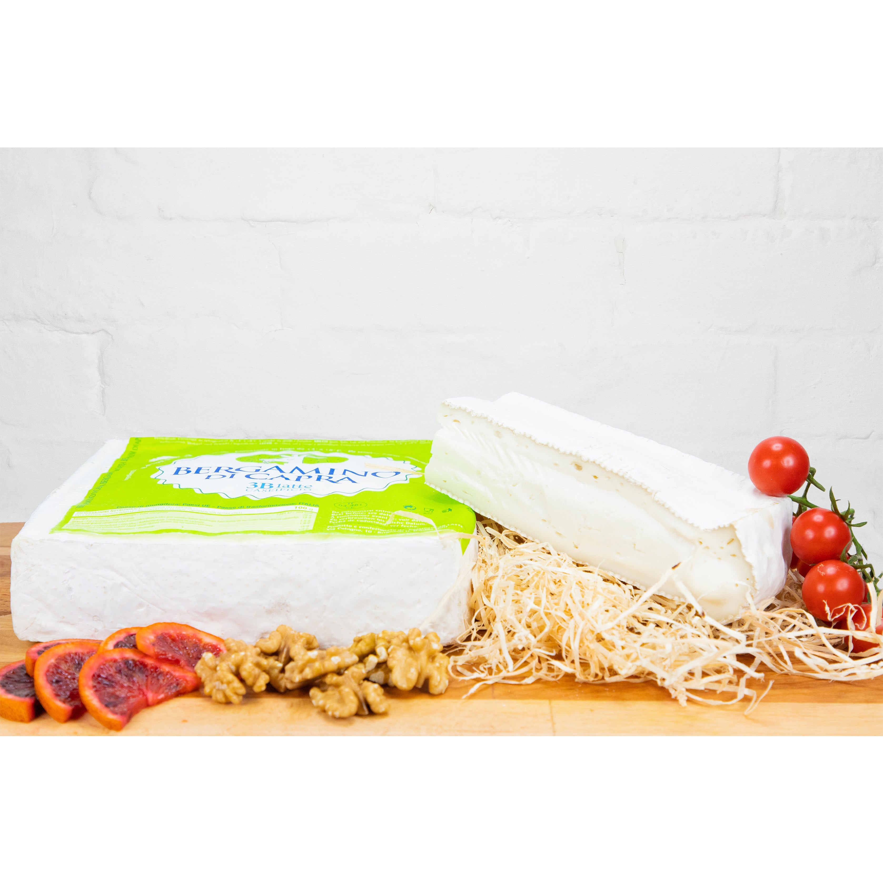 Goat Bergamino Cheese 200g (±10%) - 3B Latte 3B Latte Caseificio - Cheese @Mercato Gourmet | Your Italian Gourmet Supermarket